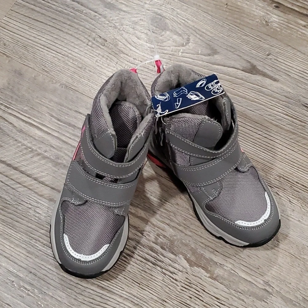 K Komforme Snowboots Size 6